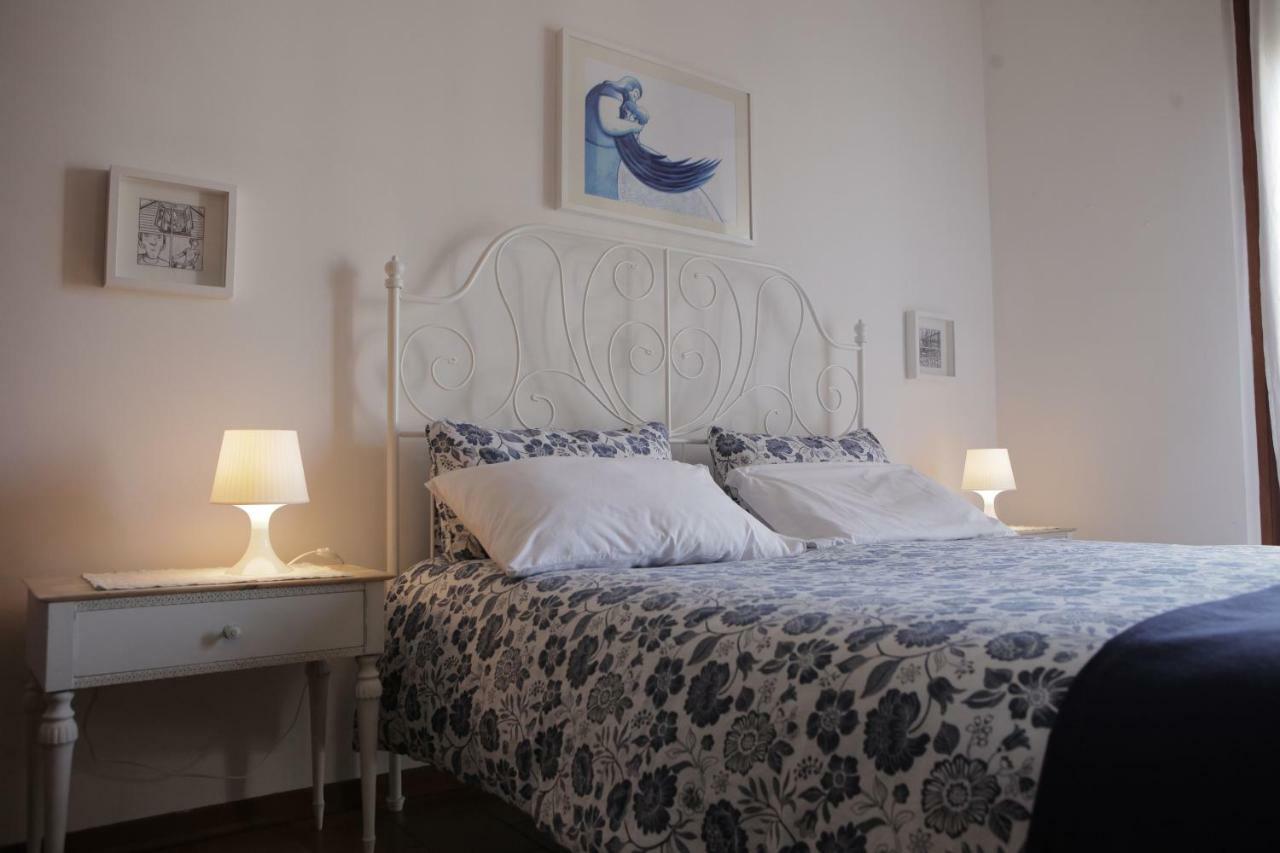 Goga&Romeo Bed & Breakfast Pesaro Bagian luar foto